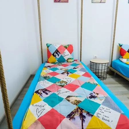 Happy Family Apartment