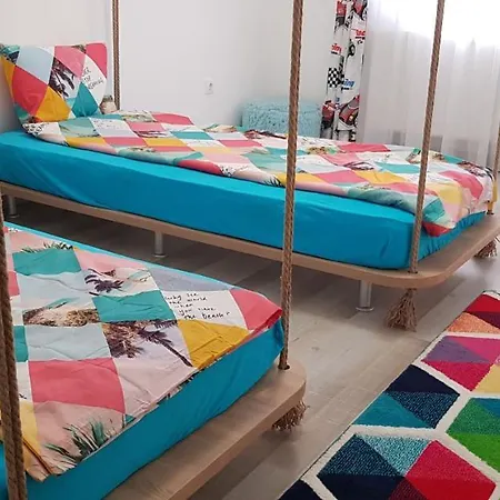 Happy Family Apartment