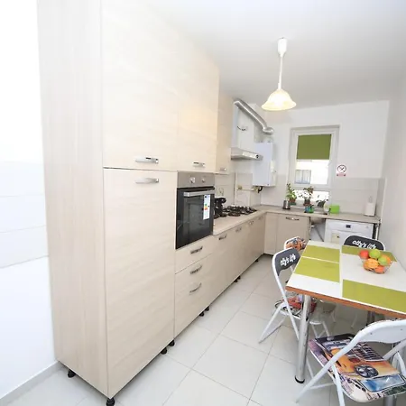 Happy Family Apartment *