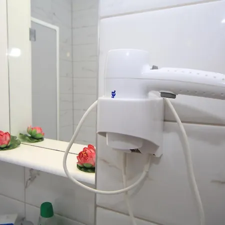 Happy Family Apartment